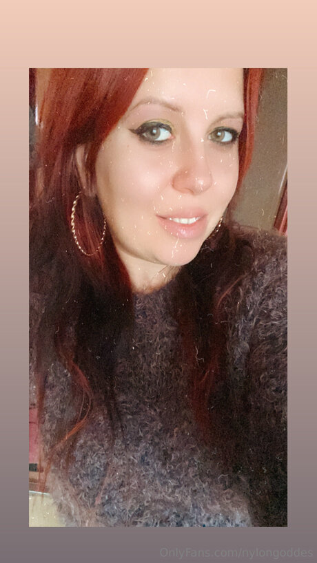 Nylongoddes sex star pics