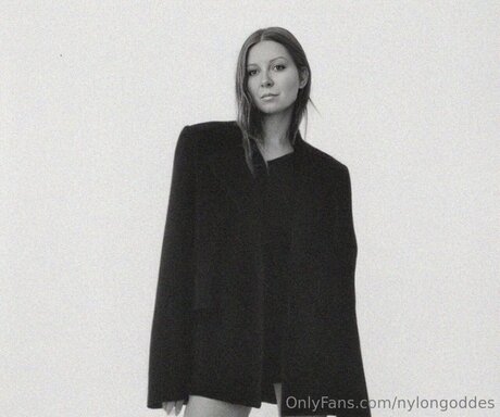 Nylongoddes top actress picture