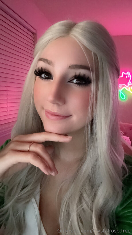 Crystalrose Free naked pornstar pics