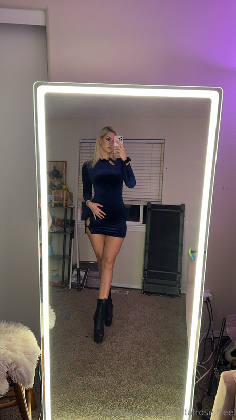Crystalrose Free pornstar sex photo