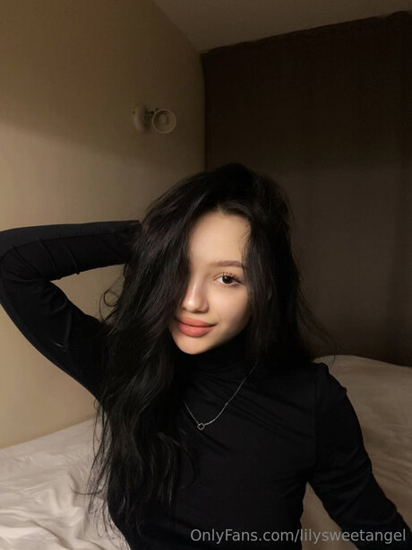 Angelikalust adult model pic