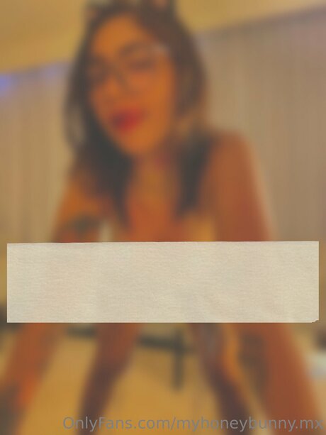 Myhoneybunny Mx porn model pics