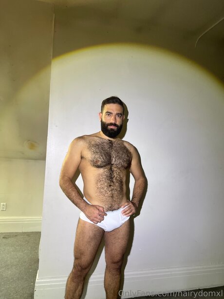Hairydomxl model top pictures