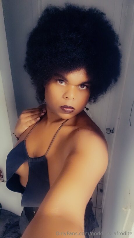 Goddess Afrodite art model pictures