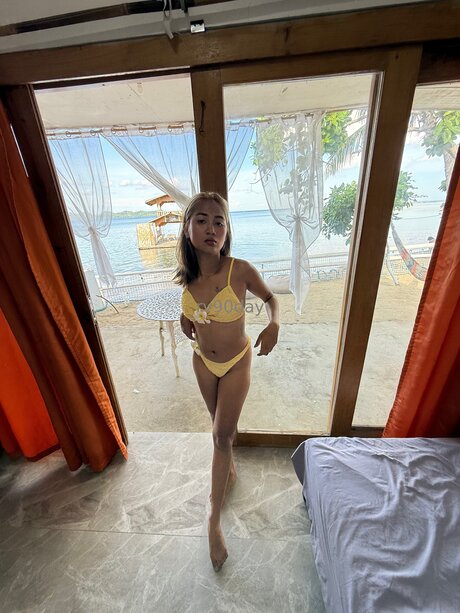 Rv90day model beautiful images