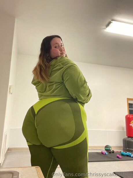 Chrissyscakessfree thumbnail