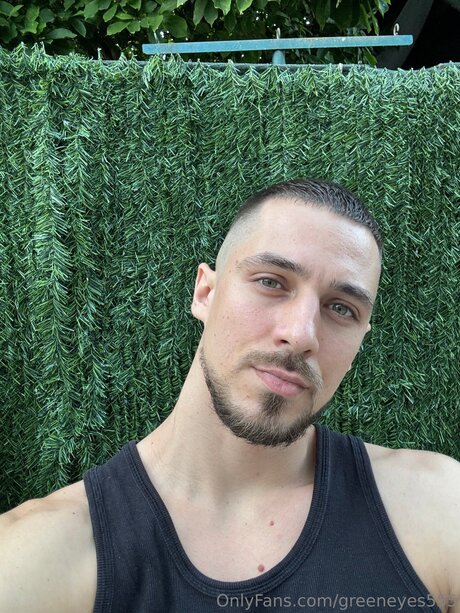 Greeneyes555 sex actress pic