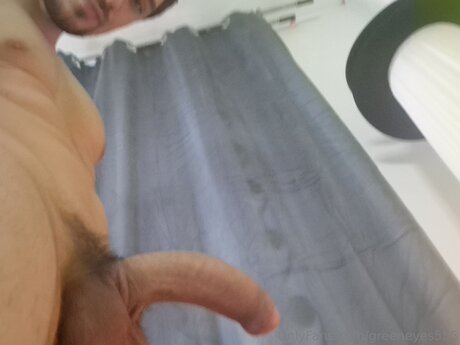 Greeneyes555 erotic star image