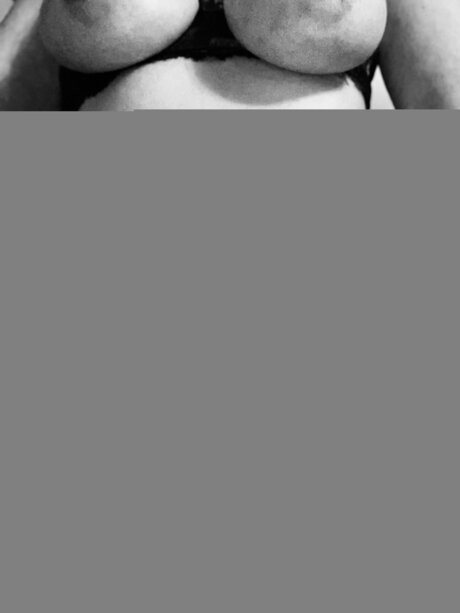 Herfacehere naked actress pictures