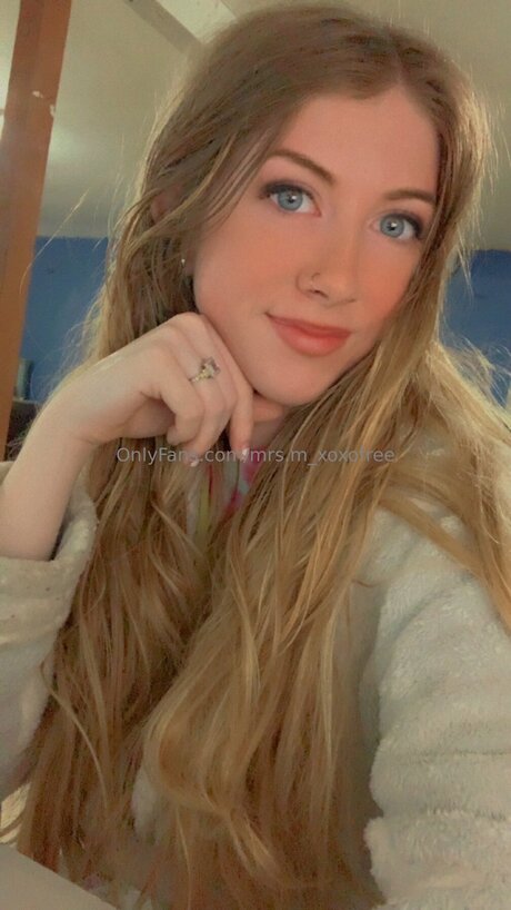 Mrs M Xoxofree exclusive model pic