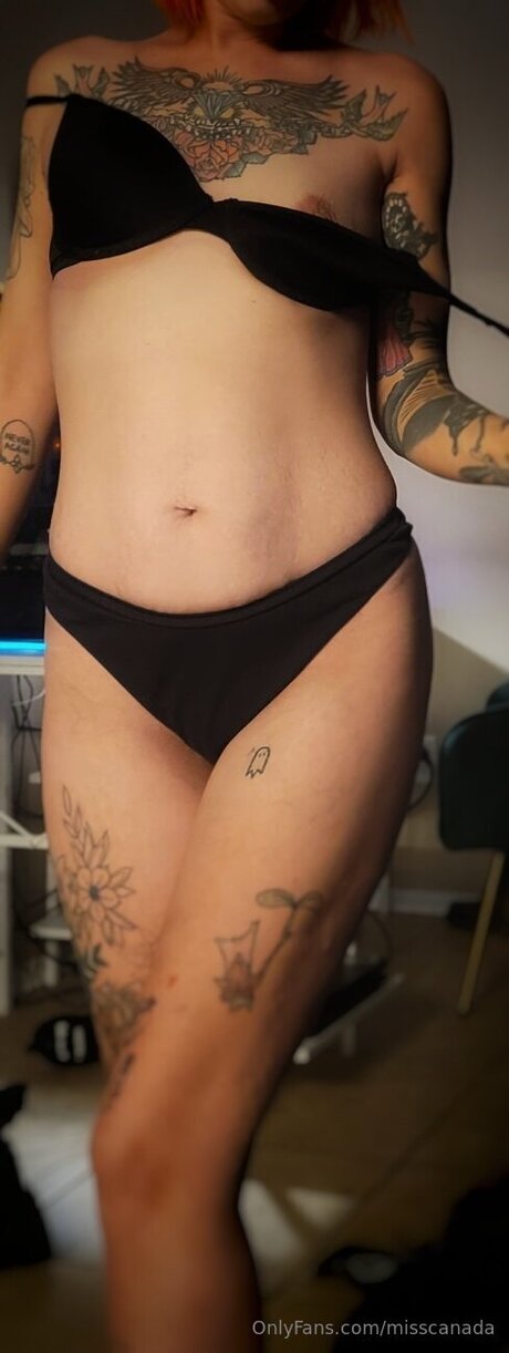 Misscanada naked pornstar image