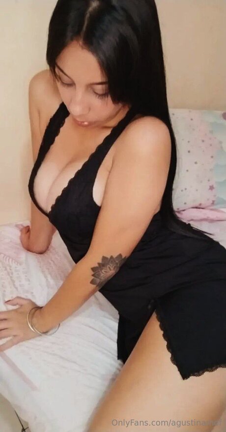 Agustinamof star nudes pictures