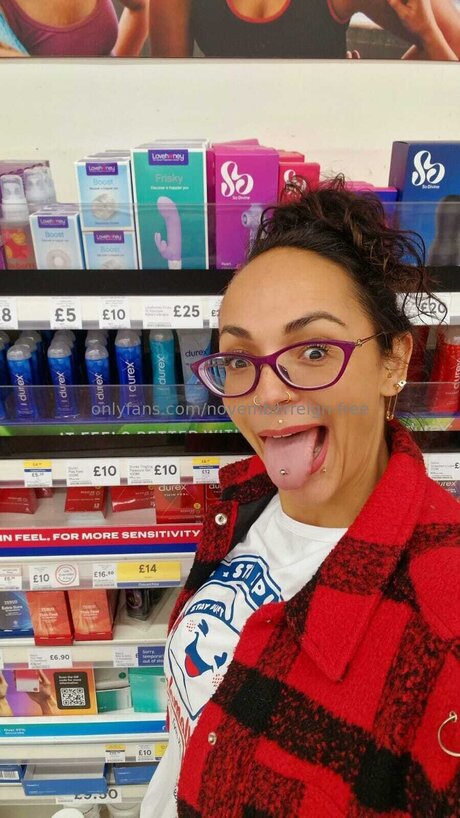 Novemberreign Free best star galleries