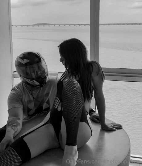 Thefoxnpcfree porn star pic