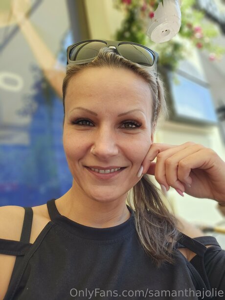 Samanthajolie model hd pics