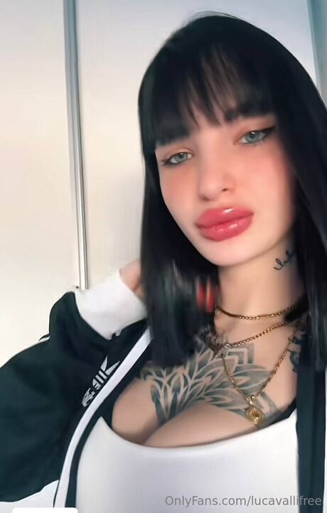 Lucavallifree sexy star photo