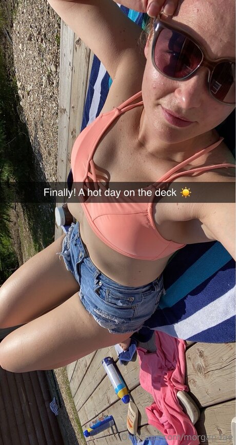 Morgan Fae model top photo