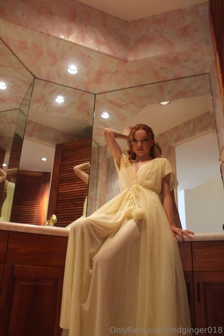 Redginger018 model xxx picture