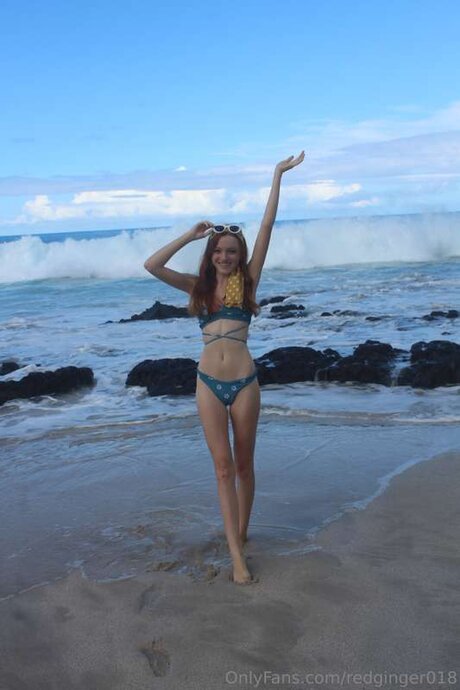 Redginger018 nice actress picture