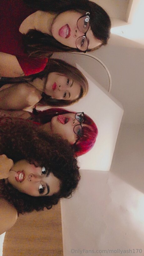 Mollyash170 pornstar xxx photo