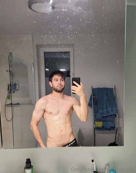 Jake Of Real exclusive star picture