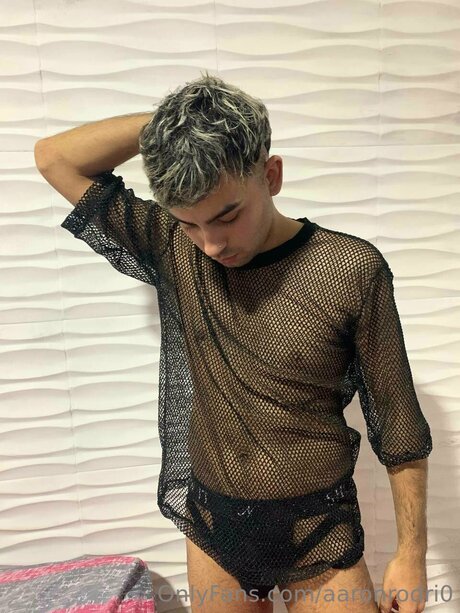 Aaronrodri0 nudes star picture