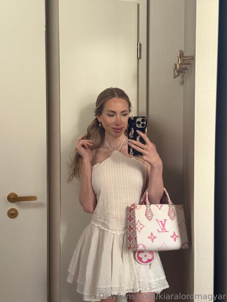 Kiaralordmagyar sexy model archive