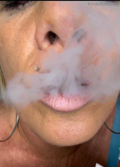 Kindellovesvip pornstar beautiful image