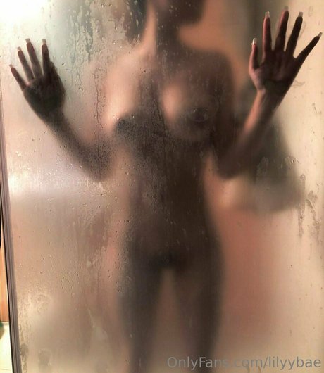 lilyybae free star pictures