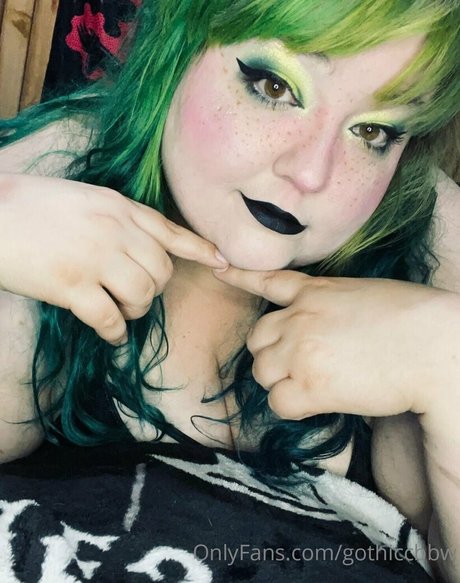 gothiccbbw star adult pics