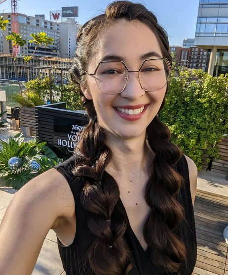 Ovilee May nice pornstar photo