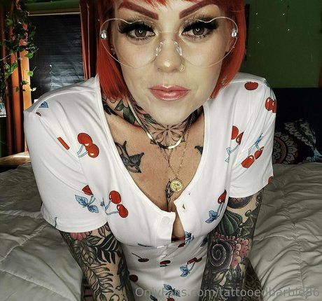 tattooedbarbie86 model beautiful picture