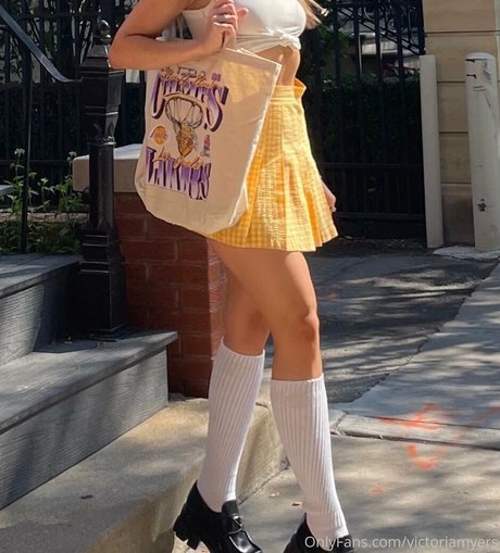 victoriamyers pretty pornstar picture