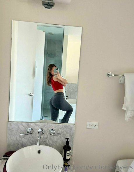 victoriamyers art pornstar img