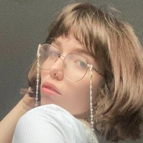 Emma Grace Murabito exclusive model image