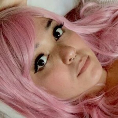 Cinnaminni model nudes pictures