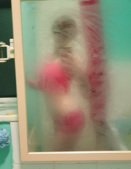 bluecandyfloss model naked photos