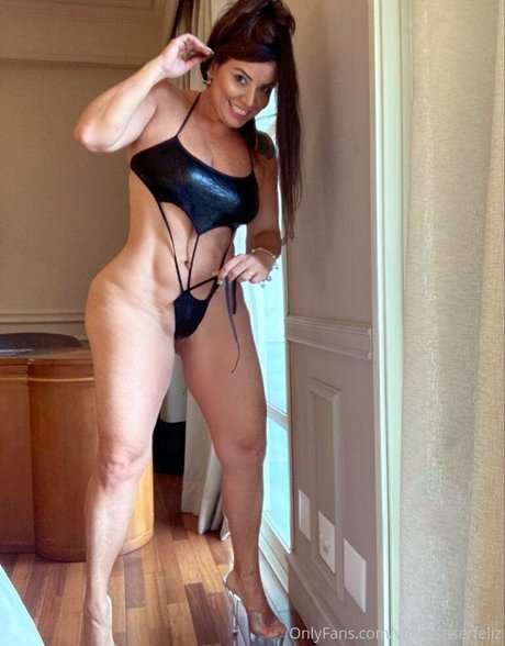 vanessafreitas star exclusive photos