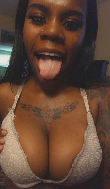 crushvelvet sex actress gallery