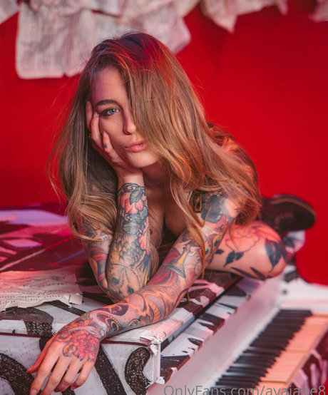 avajane8 art actress picture