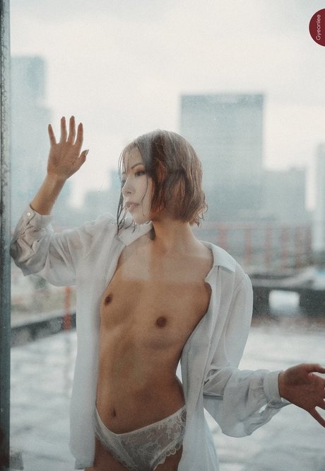 yunij98 adult actress photos