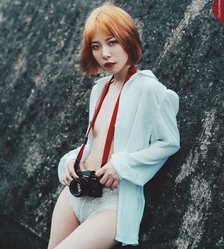 yunij98 exclusive model photos