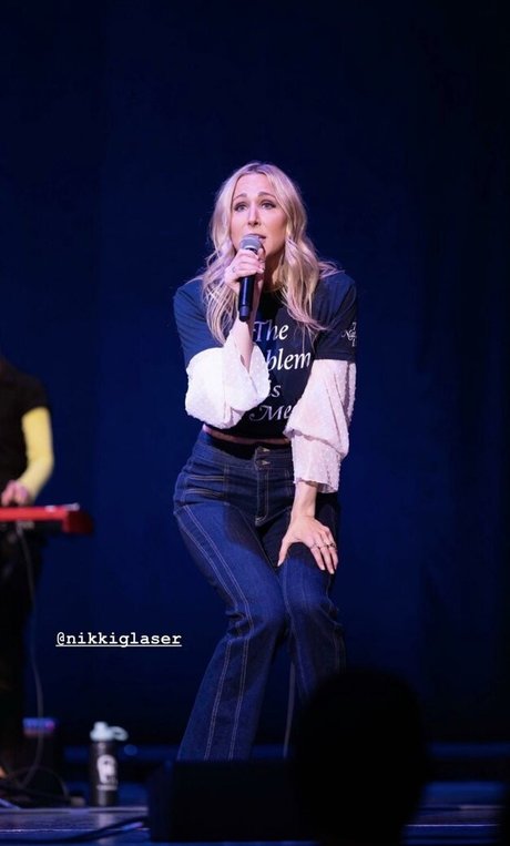 Nikki Glaser pornstar sexy pics