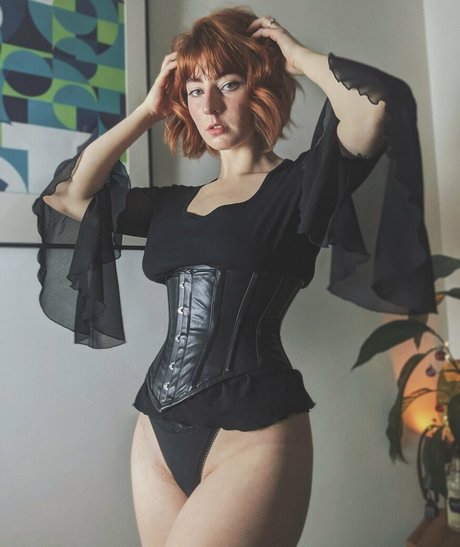 Lilith Softnspooky nudes pornstar picture