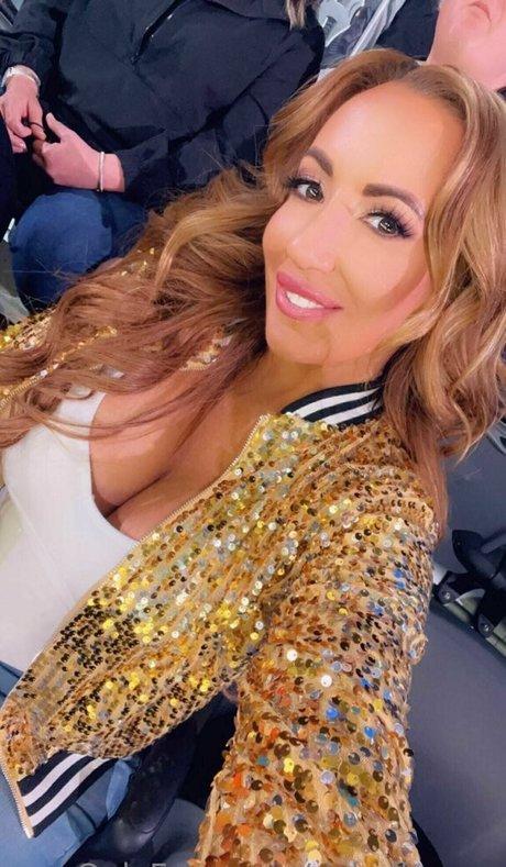 milf wife onlyfans hot nude photo