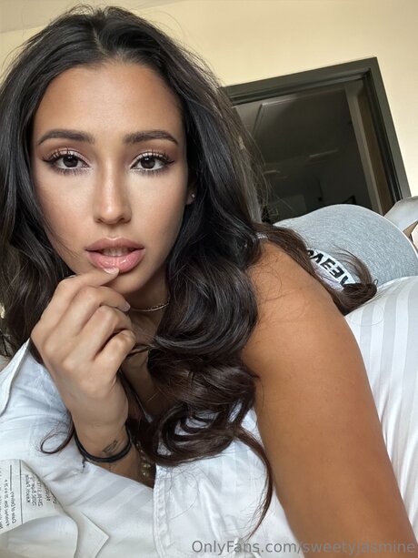 18 free onlyfans sexy nude picture