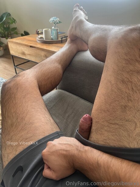 Diegovibesxxx erotic model pictures