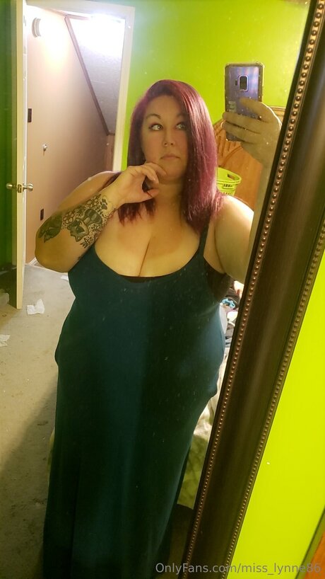 Miss Lynne86 pornstar exclusive picture