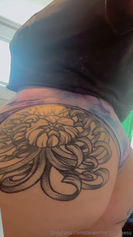 Downthethiickness nice pornstar pic