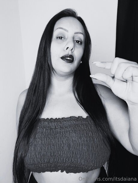 Itsdaiana art actress galleries